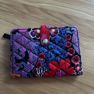 Vera Bradley slim travel wallet